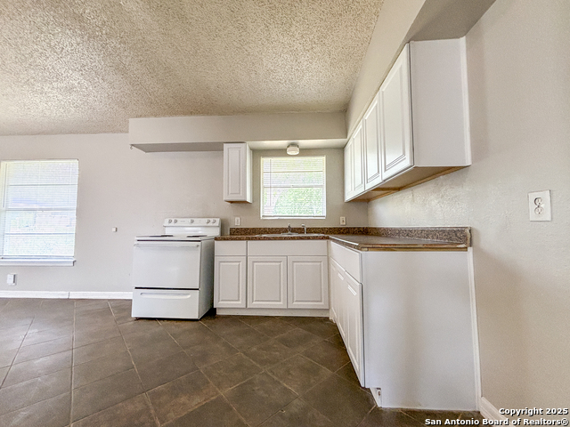 Image 8 of 15 For 319 Hialeah Ave