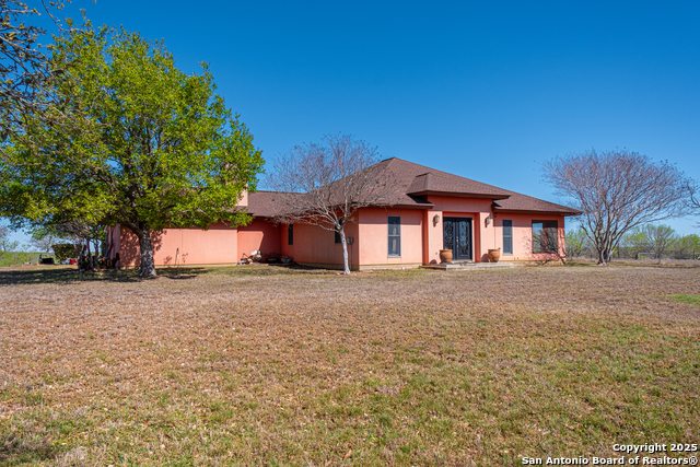 Details for 2148 County Road 220, Floresville, TX 78114