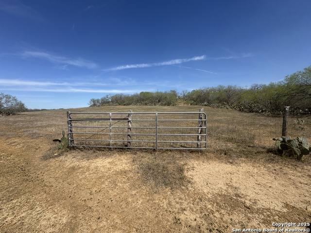 Image 26 of 30 For 2148 County Road 220