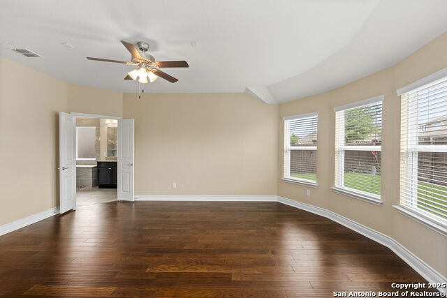 Image 14 of 33 For 620 Ridgemeadow