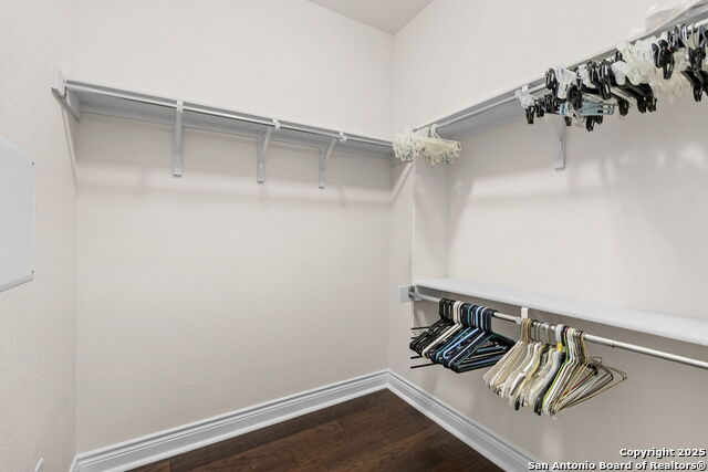 Image 17 of 33 For 620 Ridgemeadow