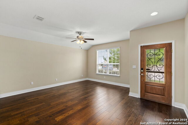 Image 2 of 33 For 620 Ridgemeadow