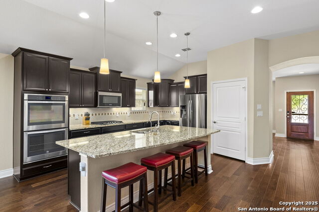 Image 6 of 33 For 620 Ridgemeadow