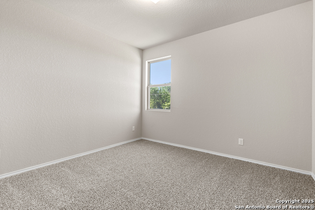 Image 18 of 26 For 4927 Blue Ranch
