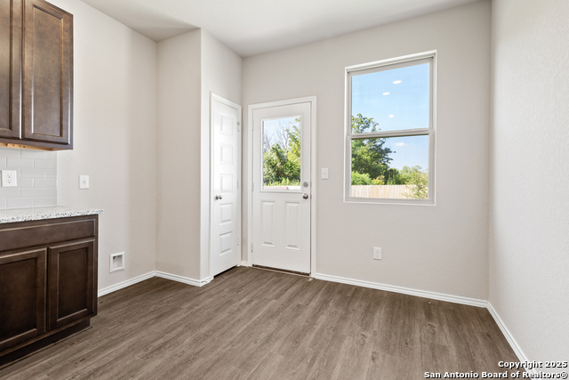 Image 8 of 26 For 4927 Blue Ranch
