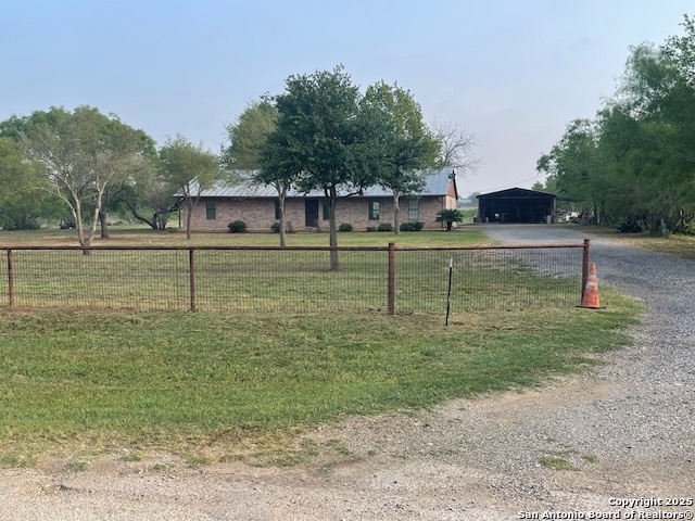 Details for 705 Deer Trail, Jourdanton, TX 78026
