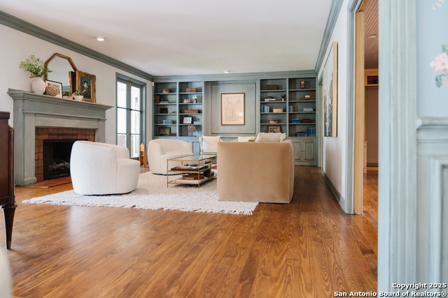 Image 9 of 34 For 140 Fair Oaks