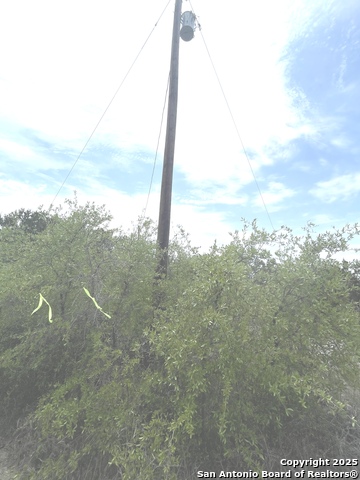 Listing photo id 4 for 350 Sd 23110