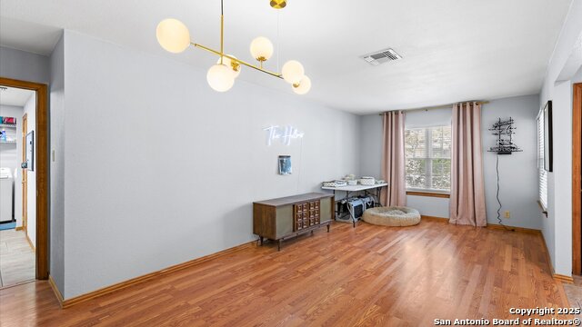 Listing photo id 4 for 8422 Timber Crest