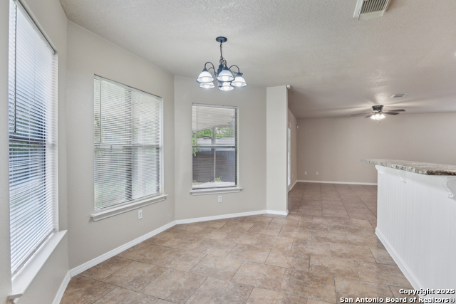 Listing photo id 8 for 2717 Westover