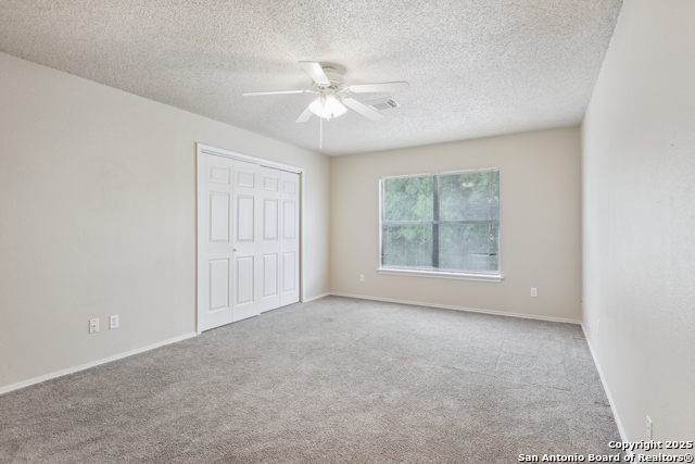 Listing photo id 28 for 2717 Westover