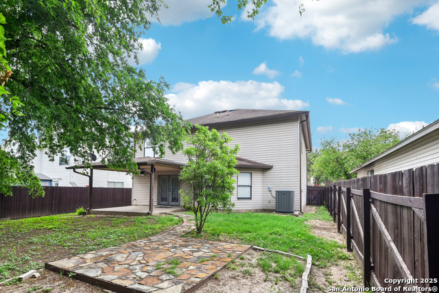 Listing photo id 42 for 2717 Westover