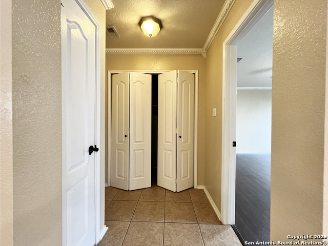 Listing photo id 12 for 8840 Staghorn