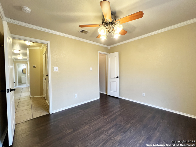 Listing photo id 27 for 8840 Staghorn