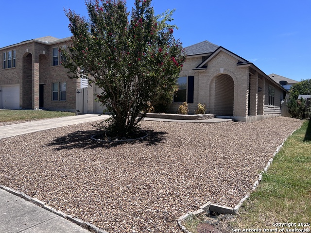 Listing photo id 1 for 8840 Staghorn