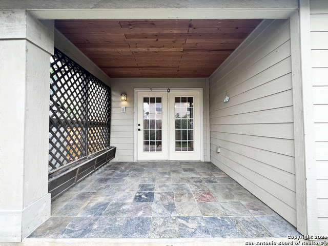 Listing photo id 29 for 8840 Staghorn