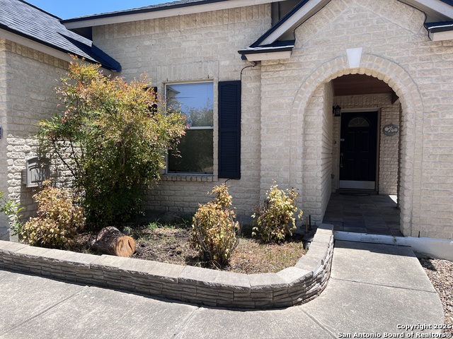 Listing photo id 2 for 8840 Staghorn