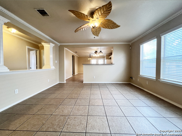 Listing photo id 6 for 8840 Staghorn