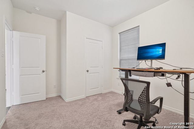 Image 16 of 41 For 10643 Military Dr. Unit 6 W