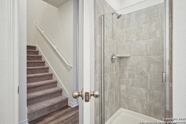 Image 17 of 41 For 10643 Military Dr. Unit 6 W