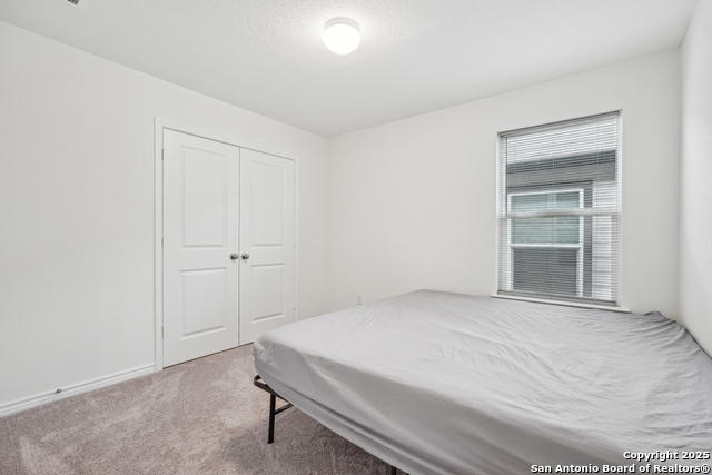 Image 25 of 41 For 10643 Military Dr. Unit 6 W
