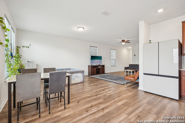 Image 9 of 41 For 10643 Military Dr. Unit 6 W