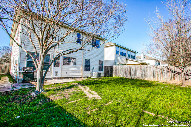 Listing photo id 21 for 11606 Wood Harbor