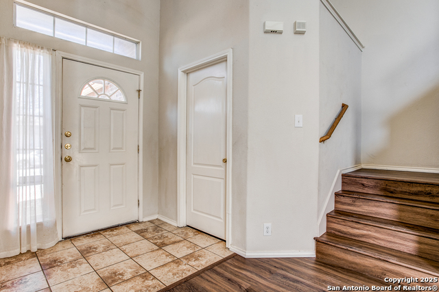 Listing photo id 2 for 11606 Wood Harbor