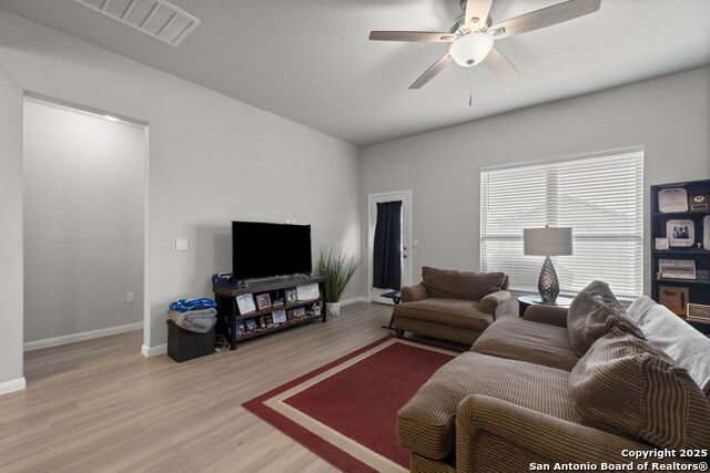 Image 11 of 20 For 5806 Larkspur