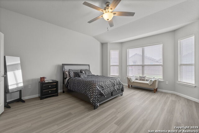 Image 12 of 20 For 5806 Larkspur