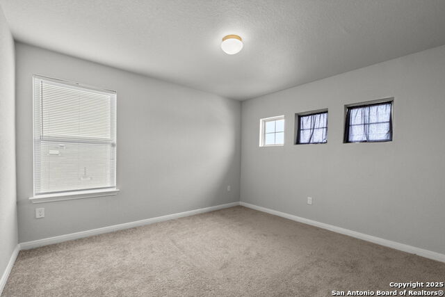 Image 18 of 20 For 5806 Larkspur