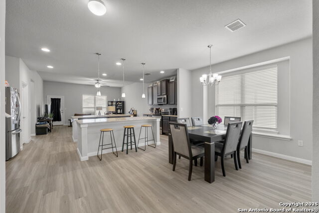 Image 6 of 20 For 5806 Larkspur