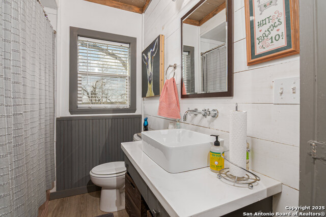 Image 13 of 48 For 7150 Linne  