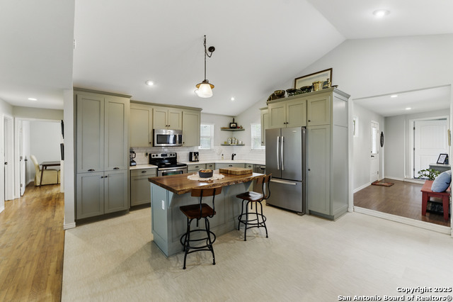 Image 12 of 45 For 366 Arrow