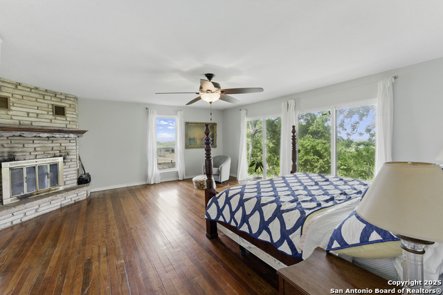 Image 17 of 45 For 366 Arrow