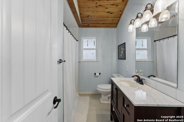 Image 33 of 45 For 366 Arrow