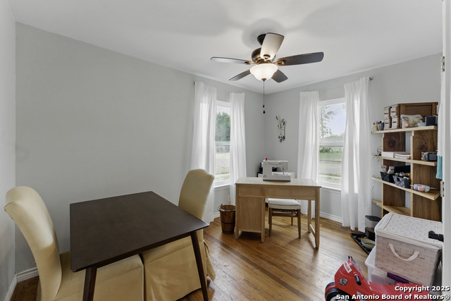 Image 34 of 45 For 366 Arrow