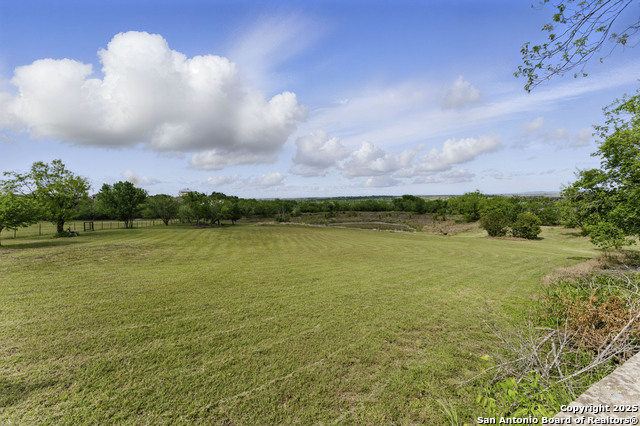 Image 38 of 45 For 366 Arrow