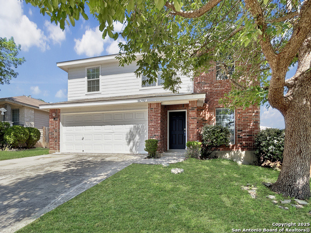 Listing photo id 0 for 1754 Barking Wolf