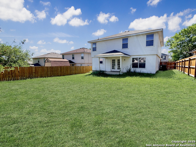 Listing photo id 21 for 1754 Barking Wolf
