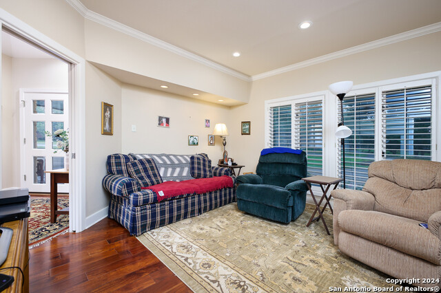 Image 10 of 43 For 8 Trophy Ln  