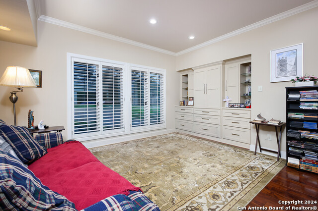 Image 11 of 43 For 8 Trophy Ln  