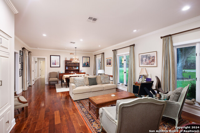 Image 12 of 43 For 8 Trophy Ln  