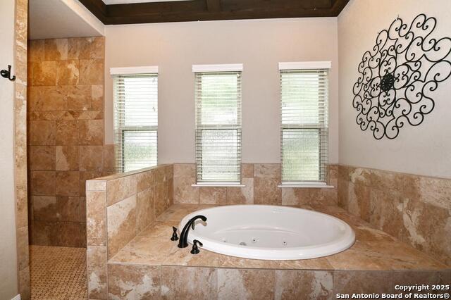 Image 18 of 40 For 264 Cibolo Ridge