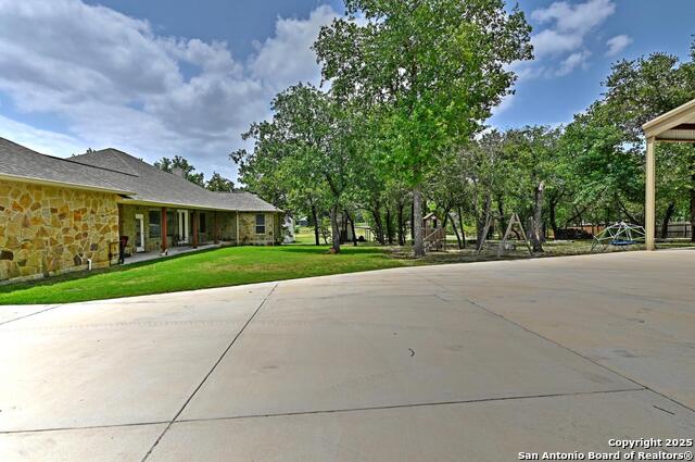 Image 31 of 40 For 264 Cibolo Ridge