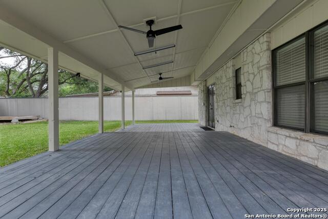 Image 20 of 43 For 2215 Shady Rock Circle
