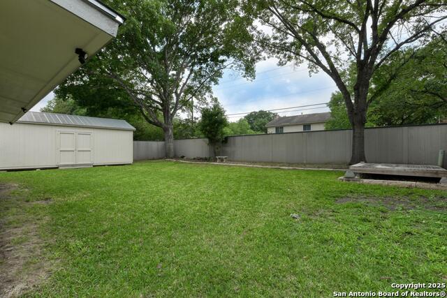Image 23 of 43 For 2215 Shady Rock Circle