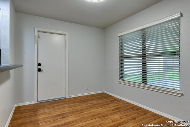 Image 7 of 43 For 2215 Shady Rock Circle