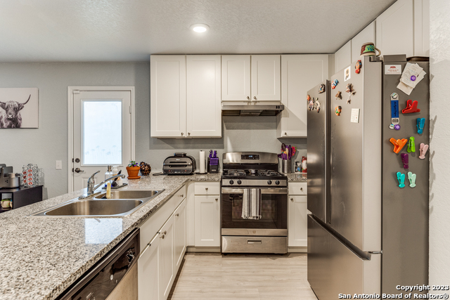 Image 5 of 12 For 13119 Ashworth Blvd