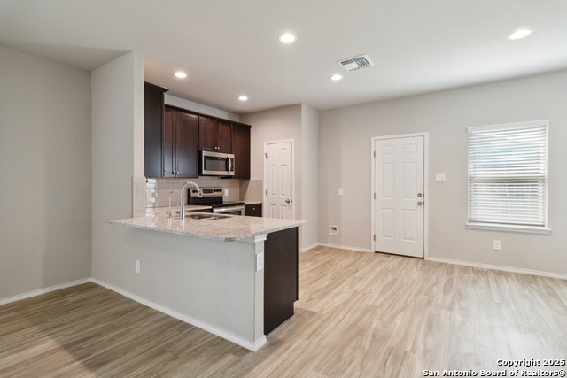 Image 10 of 32 For 3305 Ridge Place